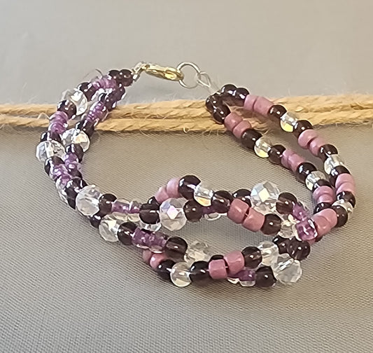 "Handmade beaded bracelet with colorful artisan beads"

"Boho style handcrafted beaded bracelet for women"

"Unique handmade bracelet with natural stone beads"

"Artisan jewelry – handcrafted beaded bracelet gift"
