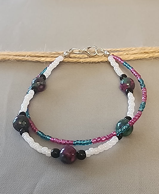 "Handmade beaded bracelet with colorful artisan beads"

"Boho style handcrafted beaded bracelet for women"

"Unique handmade bracelet with natural stone beads"

"Artisan jewelry – handcrafted beaded bracelet gift"